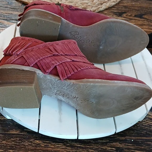 Naughty Monkey fringe booties - Picture 5 of 10